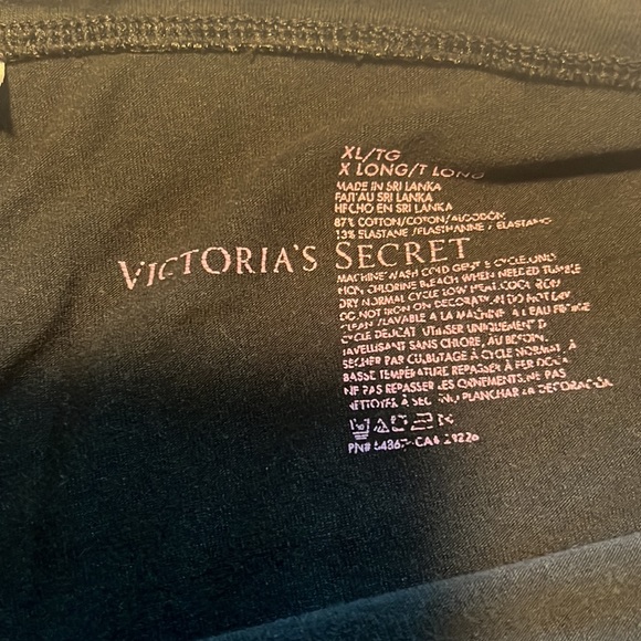 Victoria’s Secret yoga bootcut pants
All back
Gently worn
Size: xl long - Picture 3 of 5